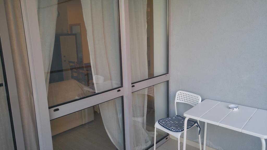 Appartamento Sara Sea View Olimp Esterno foto